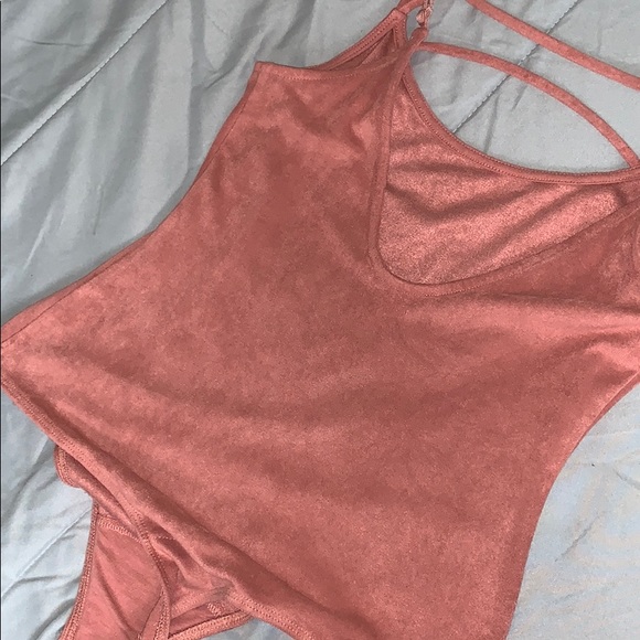 Guess bodysuit! - Picture 5 of 6
